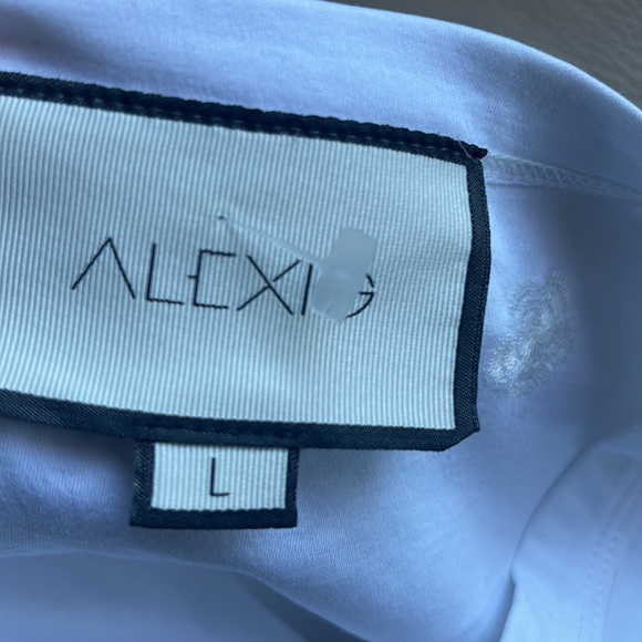 Alexis white embroiled top size large - Picture 5 of 10